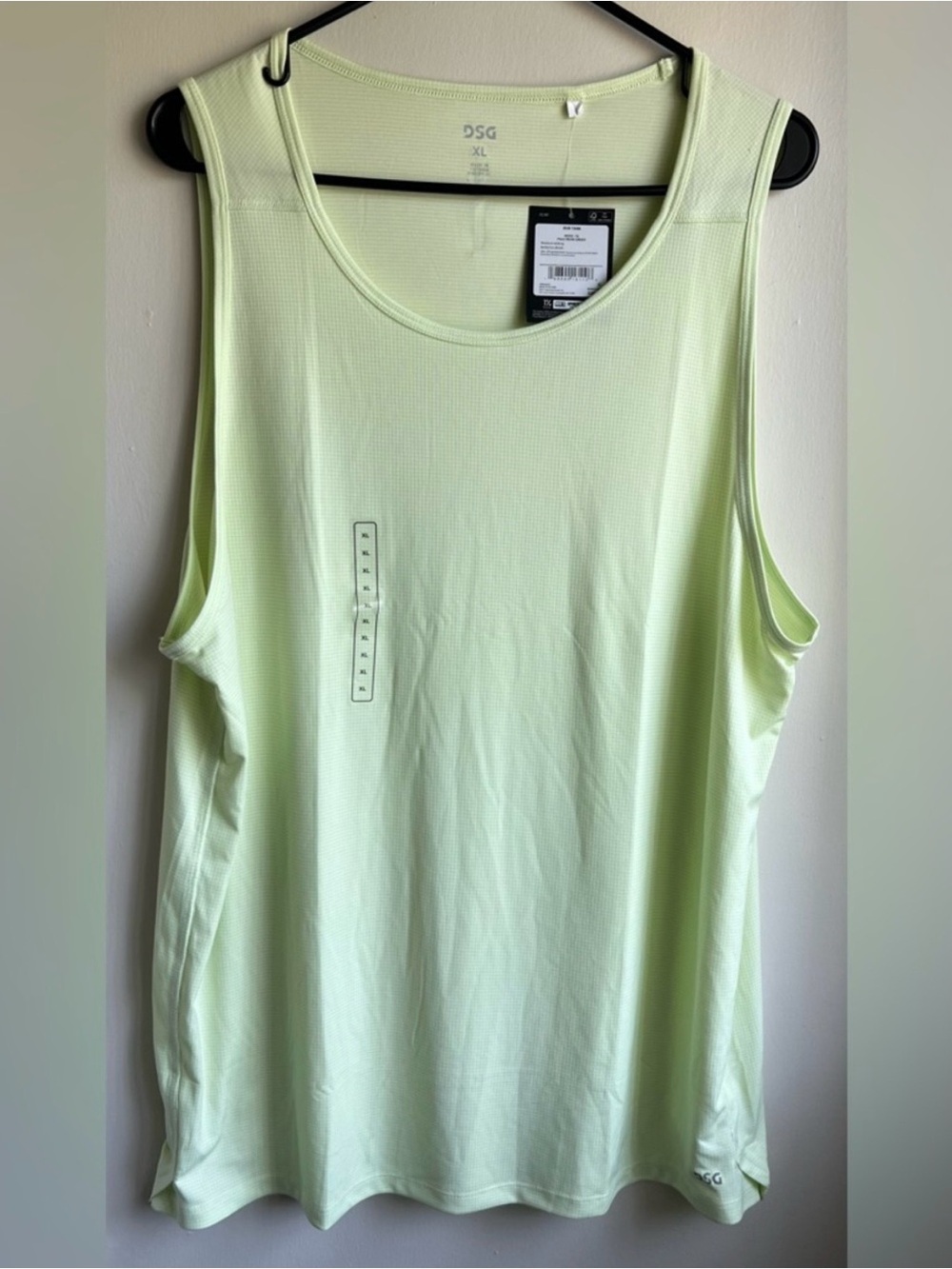 NWT DSG Men's Run Tank